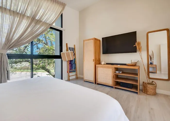 Apartamento The #1 - Boutique In Flamingo - Ground Level *
