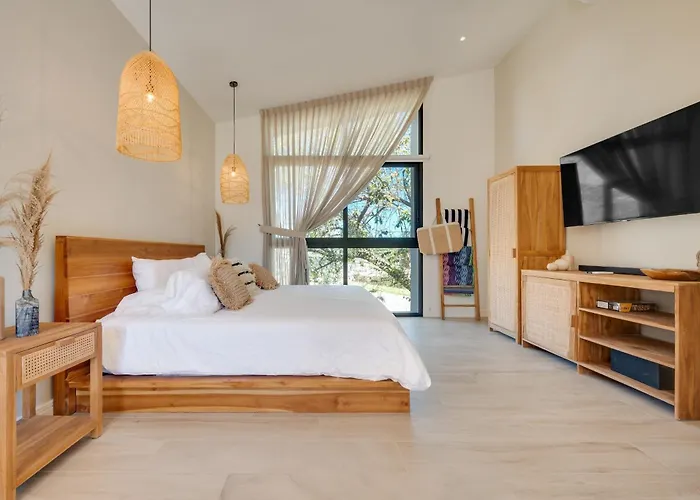 The #1 - Boutique In Flamingo - Ground Level Apartamento